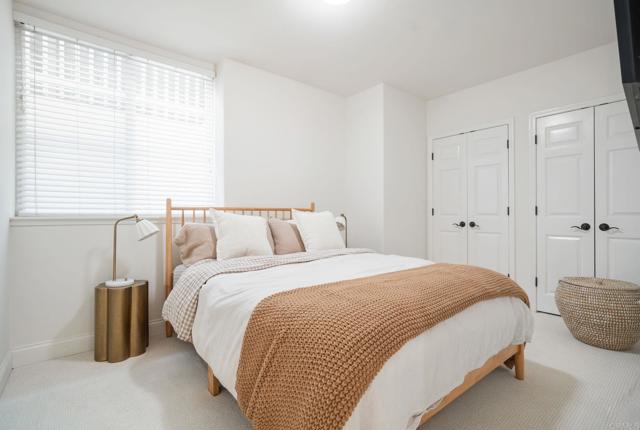 2010 Cambridge Avenue, Cardiff by the Sea CA: https://media.crmls.org/mediaz/a70b4caf-2e4d-44ea-96d5-55be5e4cb13f.jpg