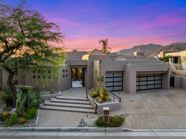 160 Kiva Drive, Palm Desert CA: https://media.crmls.org/mediaz/a70b54da-96b2-4151-9e96-fe1f386373d5.jpg