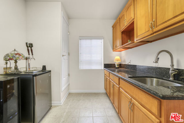 10943 Barman Avenue, Culver City CA: https://media.crmls.org/mediaz/a70c32e8-f5fb-4ef3-839b-647e7f911f2e.jpg