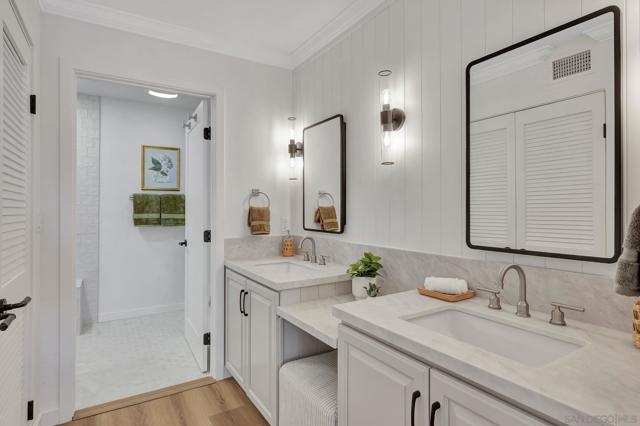 12880 Circulo Dardo, San Diego CA: https://media.crmls.org/mediaz/a70c486a-083f-49df-a2bd-d0a56e2463cd.jpg