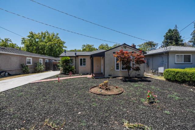 1107 N 4th, San Jose CA: https://media.crmls.org/mediaz/a70ccfed-da00-4896-ad19-a59ec5c85d2d.jpg