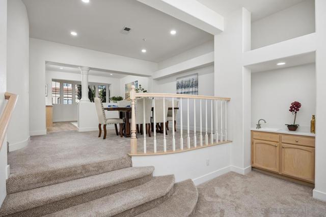 5125 Renaissance Ave, San Diego CA: https://media.crmls.org/mediaz/a70dad6f-2f9d-41ff-8c45-73ad6d23e769.jpg