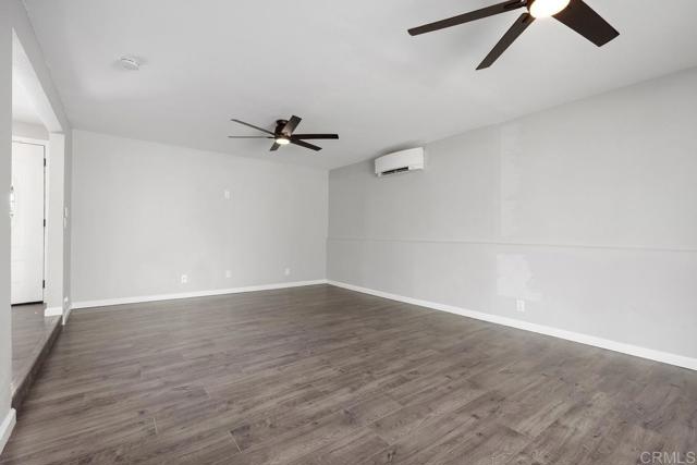 Detail Gallery Image 8 of 29 For 2333 Scott Way, Escondido,  CA 92027 - 4 Beds | 2 Baths
