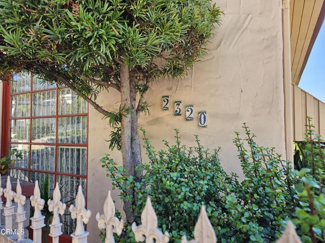 Detail Gallery Image 2 of 37 For 2320 Hill Dr, Los Angeles,  CA 90041 - 3 Beds | 2 Baths