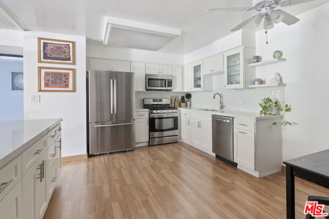 6771 Springpark Avenue, 102A photo 12