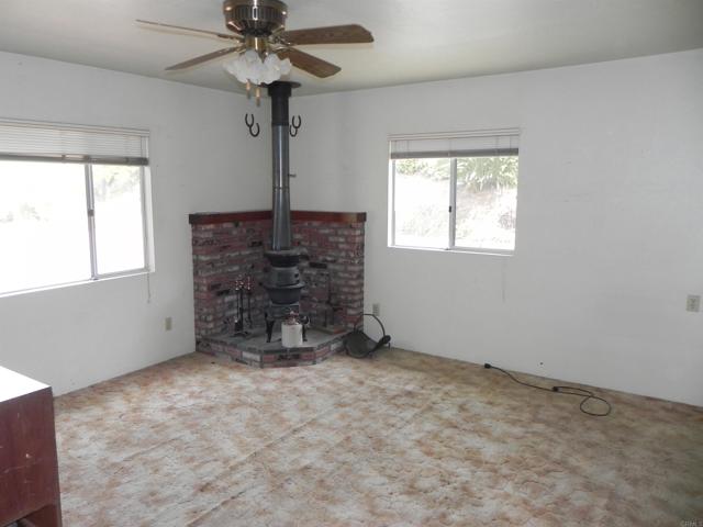 Detail Gallery Image 16 of 42 For 447 Patrick Dr, El Cajon,  CA 92019 - 3 Beds | 1 Baths