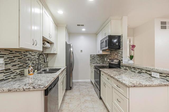 259 N Capitol Avenue, San Jose CA: https://media.crmls.org/mediaz/a71245c0-8c76-4876-8ed8-09bd7994ce72.jpg