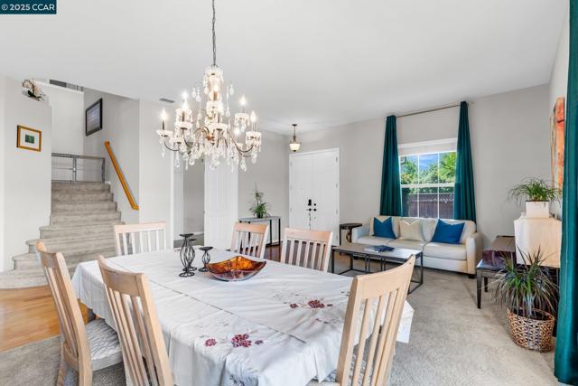 1731 Palmer Dr, Concord CA: https://media.crmls.org/mediaz/a7139f9f-8da3-4a06-a44a-528f1cac4048.jpg