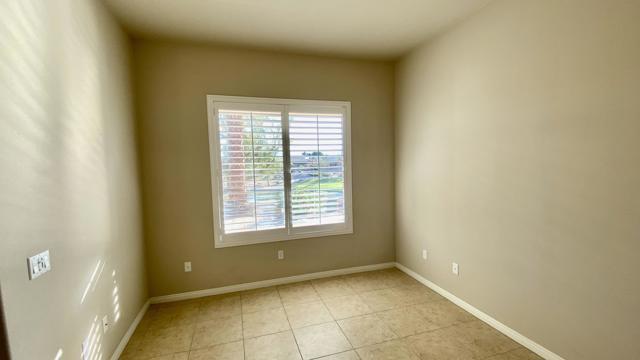 81451 Corte Pipilla, Indio CA: https://media.crmls.org/mediaz/a713fb05-d67d-48fc-a540-9d875881f0e9.jpg