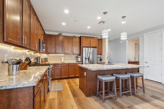 410 Thistle Court, Hollister CA: https://media.crmls.org/mediaz/a7142351-abd4-4a16-bbc1-bb7f0043b759.jpg