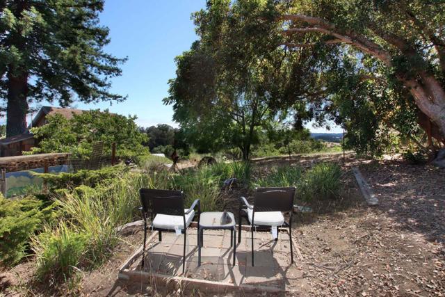46 Valley View Road, Watsonville CA: https://media.crmls.org/mediaz/a7143109-d37f-4b2f-a333-c25881f09fb9.jpg
