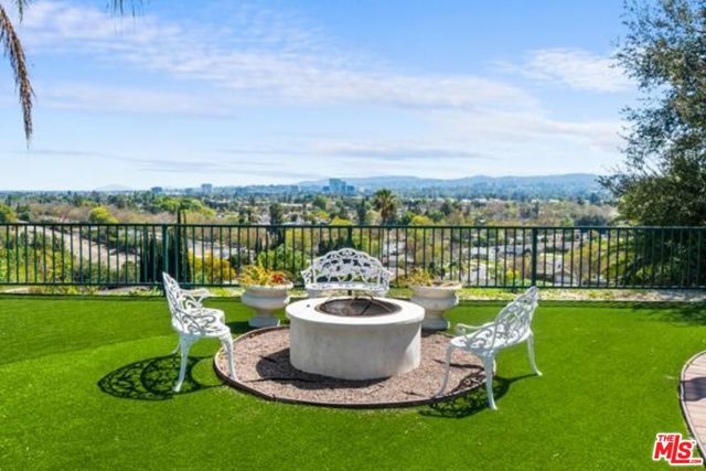 23426 Balmoral Lane, West Hills CA: https://media.crmls.org/mediaz/a714adad-1e6f-4e1c-8a11-9c506f29a8cd.jpg