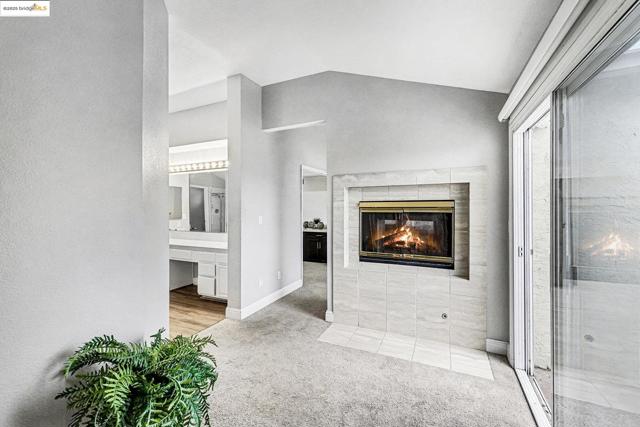 2127 Prestwick Dr, Discovery Bay CA: https://media.crmls.org/mediaz/a7151e81-e3f3-4bdd-9599-21867556994d.jpg