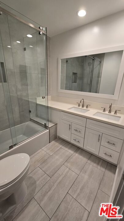 https://media.crmls.org/mediaz/a7166d09-c091-4142-9212-721486cfef4b.jpg?preset=X-Large