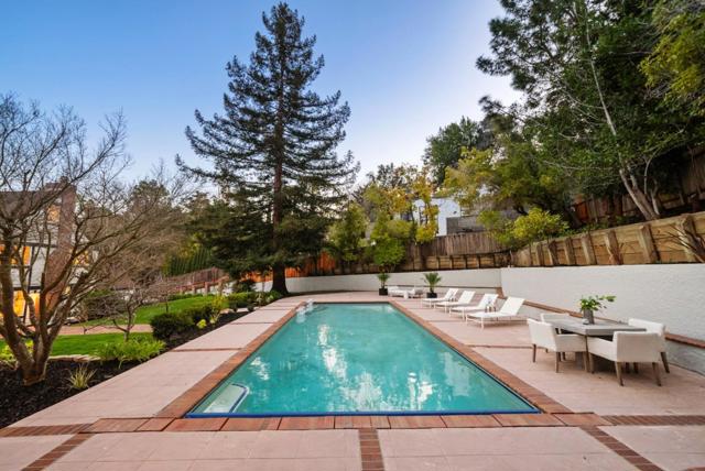 760 Chateau Drive, Hillsborough CA: https://media.crmls.org/mediaz/a7169566-c455-4144-af64-f88e8dd64cde.jpg