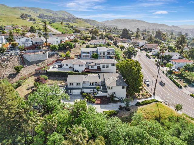 3449 Suncrest Avenue, San Jose CA: https://media.crmls.org/mediaz/a717a60e-f680-41c2-8675-890fb1679976.jpg