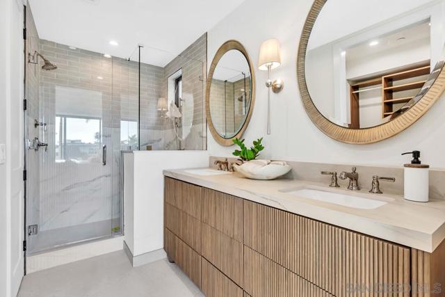 847 G Avenue, Coronado CA: https://media.crmls.org/mediaz/a7182a20-c0ab-4b7d-ad78-dfa66b2d5aef.jpg