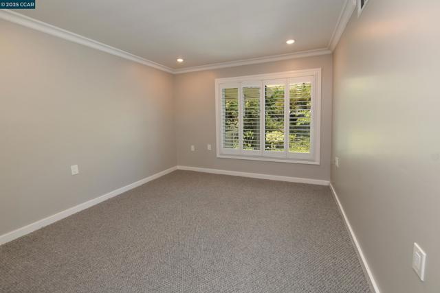 1345 Singingwood Ct, Walnut Creek CA: https://media.crmls.org/mediaz/a7186d9e-84d2-4916-95df-2411c0eb5ef0.jpg