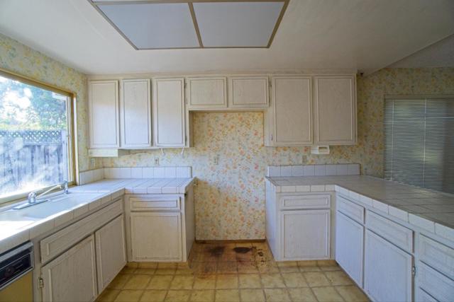 6256 Tracel Drive, San Jose CA: https://media.crmls.org/mediaz/a71ae1fd-e6db-4da2-b53b-2e2adcf5ce31.jpg