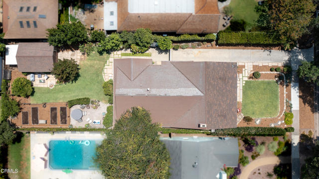 1036 N Chester Avenue, Pasadena CA: https://media.crmls.org/mediaz/a71b16ac-b7a9-45f0-9c08-6ce020614999.jpg