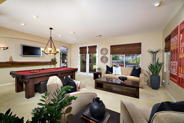 12647 Westly Ln, San Diego CA: https://media.crmls.org/mediaz/a71bbf70-dc1d-4e18-95c3-c8ccdc16fc00.jpg