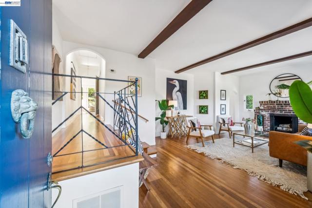 Image 13 of 60 For 491 Vincente Avenue