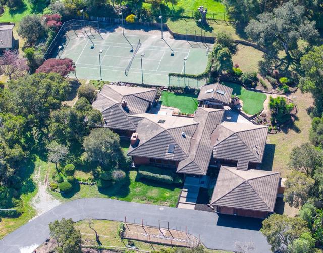 1474 Deer Flat Road, Monterey CA: https://media.crmls.org/mediaz/a71bf29e-4c4a-4c54-b024-b8e0afff8752.jpg