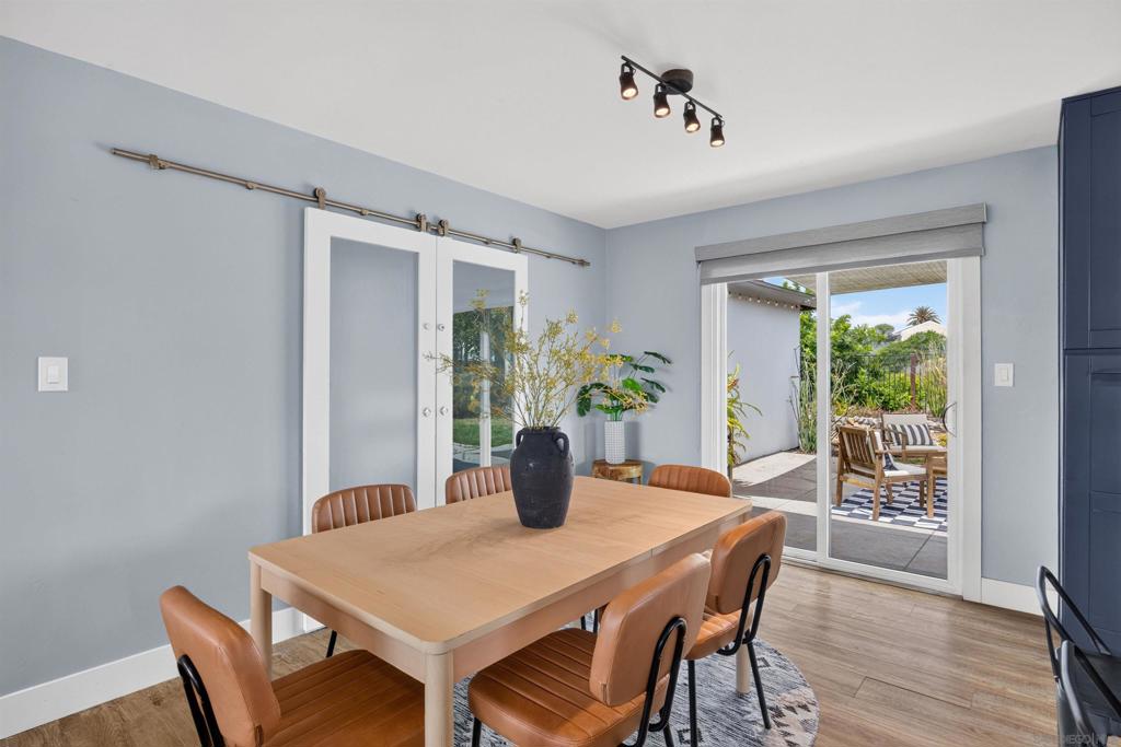 4852 Kings Way - photo 18