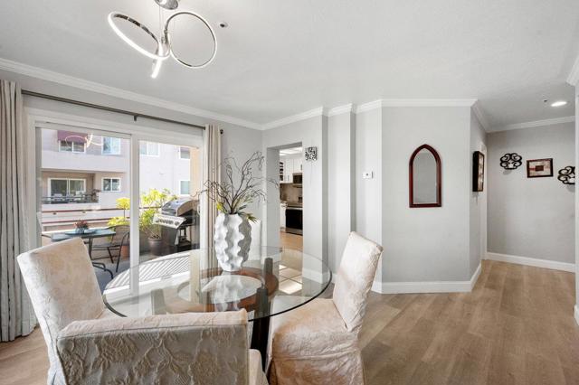 104 E Court Lane, Foster City CA: https://media.crmls.org/mediaz/a71dd59d-876d-478d-990c-cd7b80dfc3c9.jpg