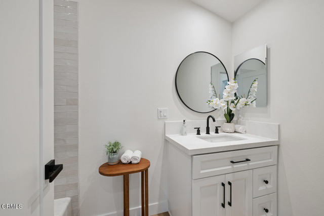 2711 2715 Dawson Avenue, Ventura CA: https://media.crmls.org/mediaz/a71f4b44-63a0-4fb1-891a-ebc2f14b955d.jpg