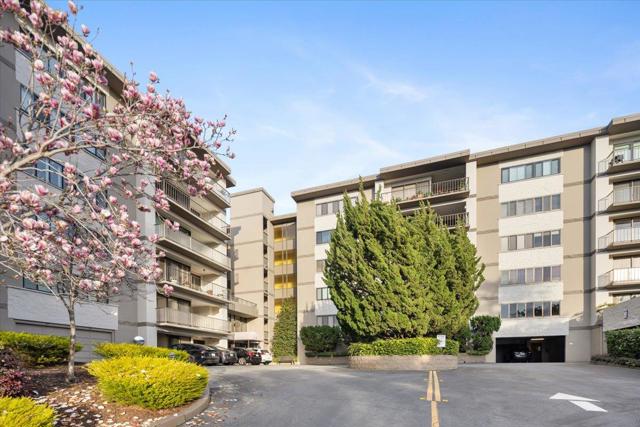 50 Mounds Road, San Mateo, California 94402, 2 Bedrooms Bedrooms, ,2 BathroomsBathrooms,Condominium,For Sale,Mounds,ML81996071