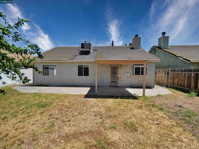 4212 Dunster Drive, Salida CA: https://media.crmls.org/mediaz/a721cbb7-5da2-4a7e-9fbf-10f3a44ed2f1.jpg