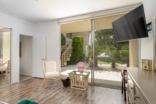 477 Desert Lakes Drive, Palm Springs CA: https://media.crmls.org/mediaz/a721e4ec-285e-4697-badf-286154683a37.jpg