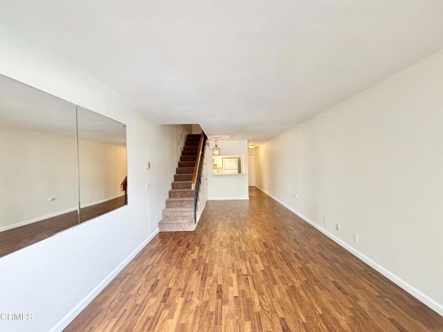 Detail Gallery Image 1 of 28 For 250 E Surfside Dr, Port Hueneme,  CA 93041 - 2 Beds | 1/1 Baths