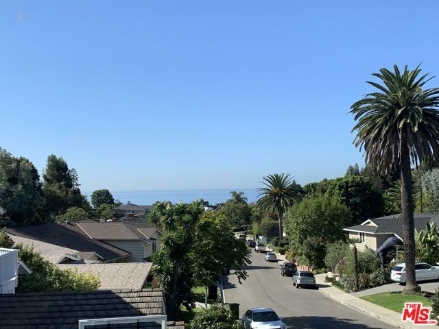 Drew Fenton | 738 Jacon Way Pacific Palisades CA | MLS: 7267841