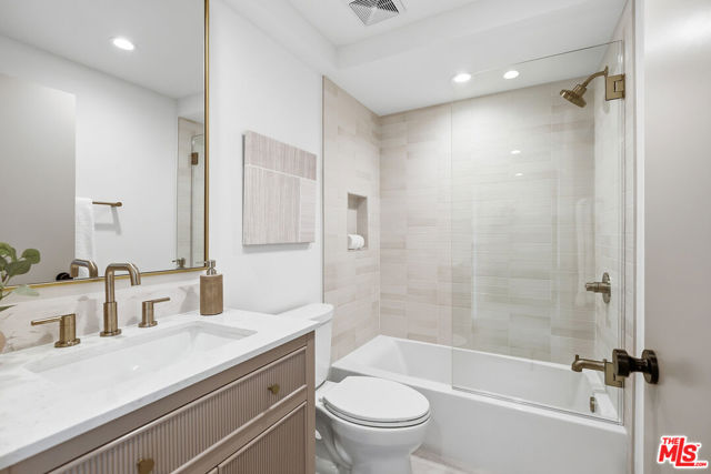 4800 La Villa Marina, C photo 38