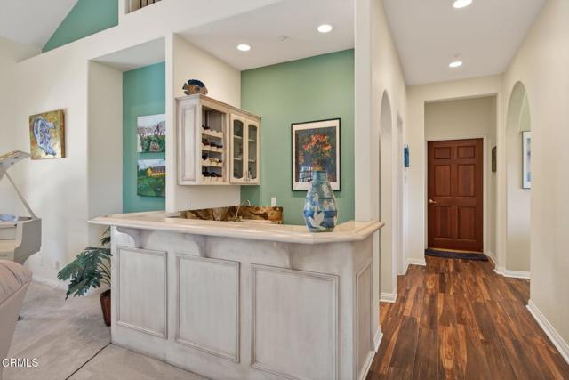 Detail Gallery Image 10 of 43 For 10995 Alto Ct, Oak View,  CA 93022 - 4 Beds | 4 Baths