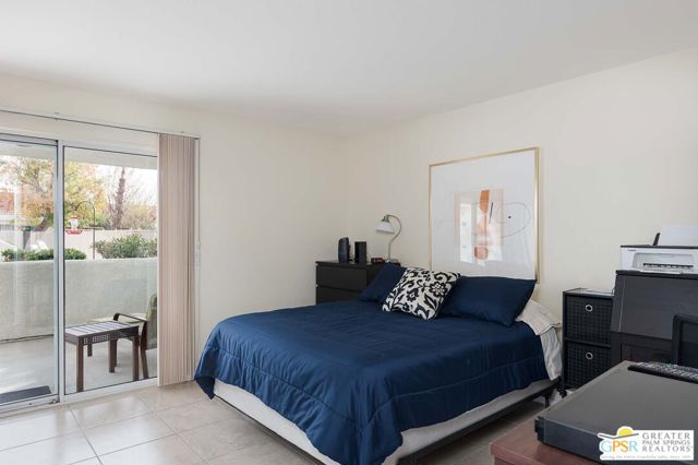 32505 Candlewood Drive, Cathedral City CA: https://media.crmls.org/mediaz/a7234171-136d-4d4d-9bfe-b6a662fd2f7e.jpg