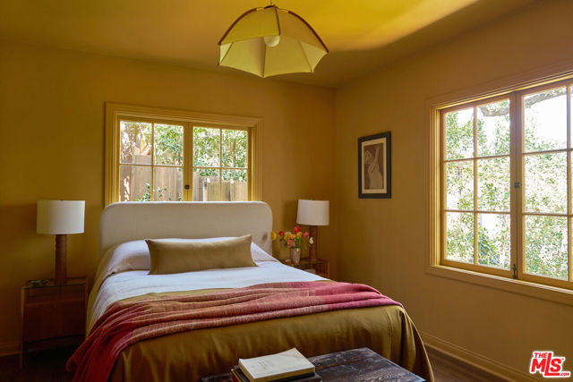 Image 15 of 35 For 1960 Escarpa Drive