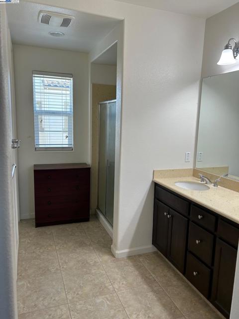 3002 Blackberry Ave, San Ramon CA: https://media.crmls.org/mediaz/a7238636-cbba-4ee1-90ca-e75b5eec7cf7.jpg