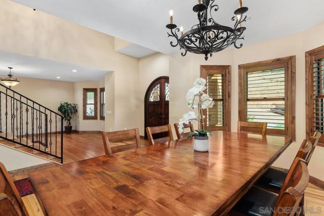 18585 Deer Valley Estates, Poway CA: https://media.crmls.org/mediaz/a7244b63-0944-4550-b3e1-630744a23a51.jpg