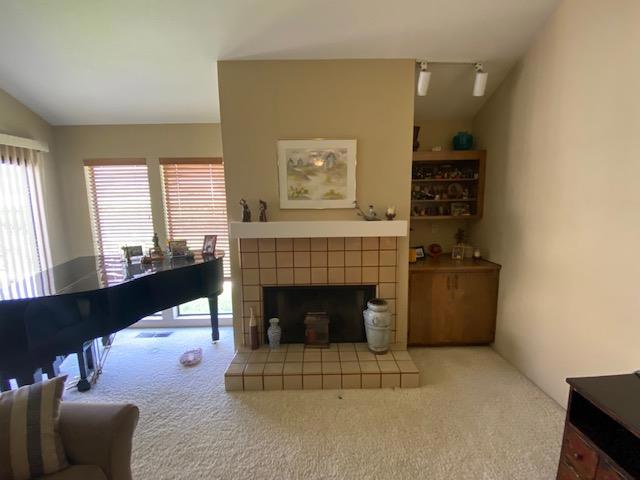 270 Joes Lane, Hollister CA: https://media.crmls.org/mediaz/a724c232-21d4-4b19-9825-89d2212c4510.jpg