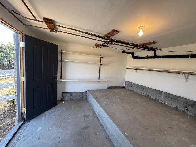 3048 Jason Road, Fallbrook CA: https://media.crmls.org/mediaz/a724ebf3-31f1-40eb-a0c6-331f8665de98.jpg