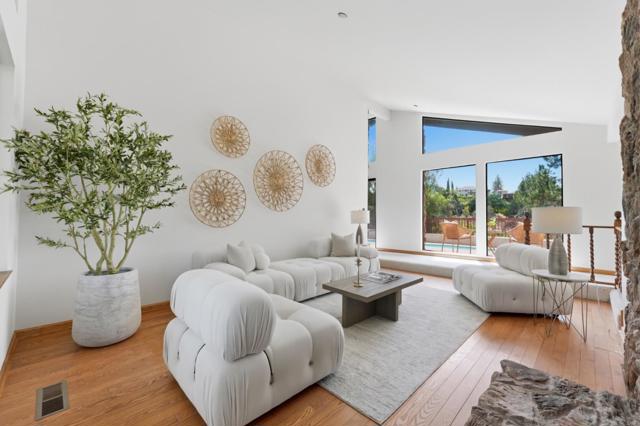 Image 27 of 42 For 1050 Seminole