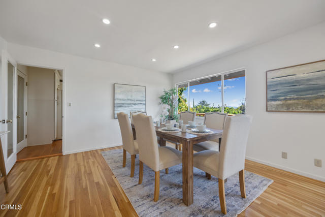 2166 Gardi Street, Bradbury CA: https://media.crmls.org/mediaz/a7265d7e-45d8-4906-b180-b1f59fcdd836.jpg
