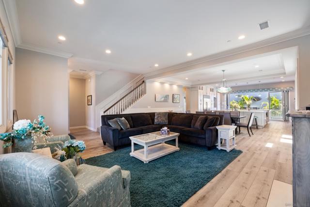 839 Reed Avenue, Pacific Beach (San Diego) CA: https://media.crmls.org/mediaz/a727ccbf-b1f1-43f0-86aa-94d695361422.jpg