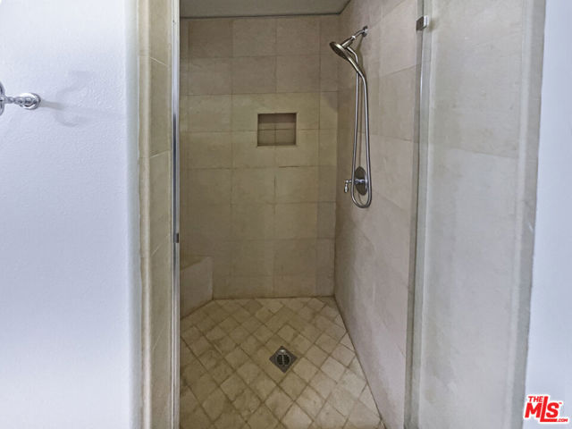 18944 Northern Dancer Lane, Yorba Linda CA: https://media.crmls.org/mediaz/a728a392-4a2a-482f-ba3f-4229e2a19bbe.jpg