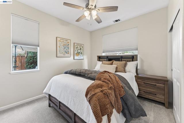 Image 20 of 45 For 1360 Toulon Ct