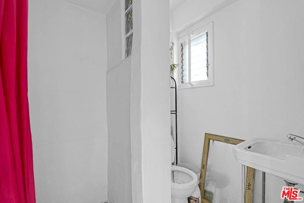 MLS #26865995 image #42