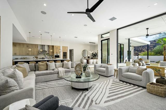 79242 Tom Fazio S Lane, La Quinta CA: https://media.crmls.org/mediaz/a729eeb4-5fa9-4f33-829e-5ef539f6f138.jpg
